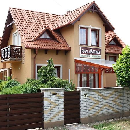 Royal Apartman Hajdúszoboszló المظهر الخارجي الصورة